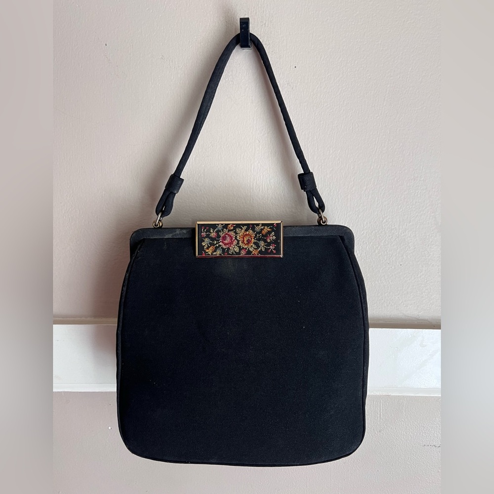 Elegant Black Floral Embroidered Women's Bag